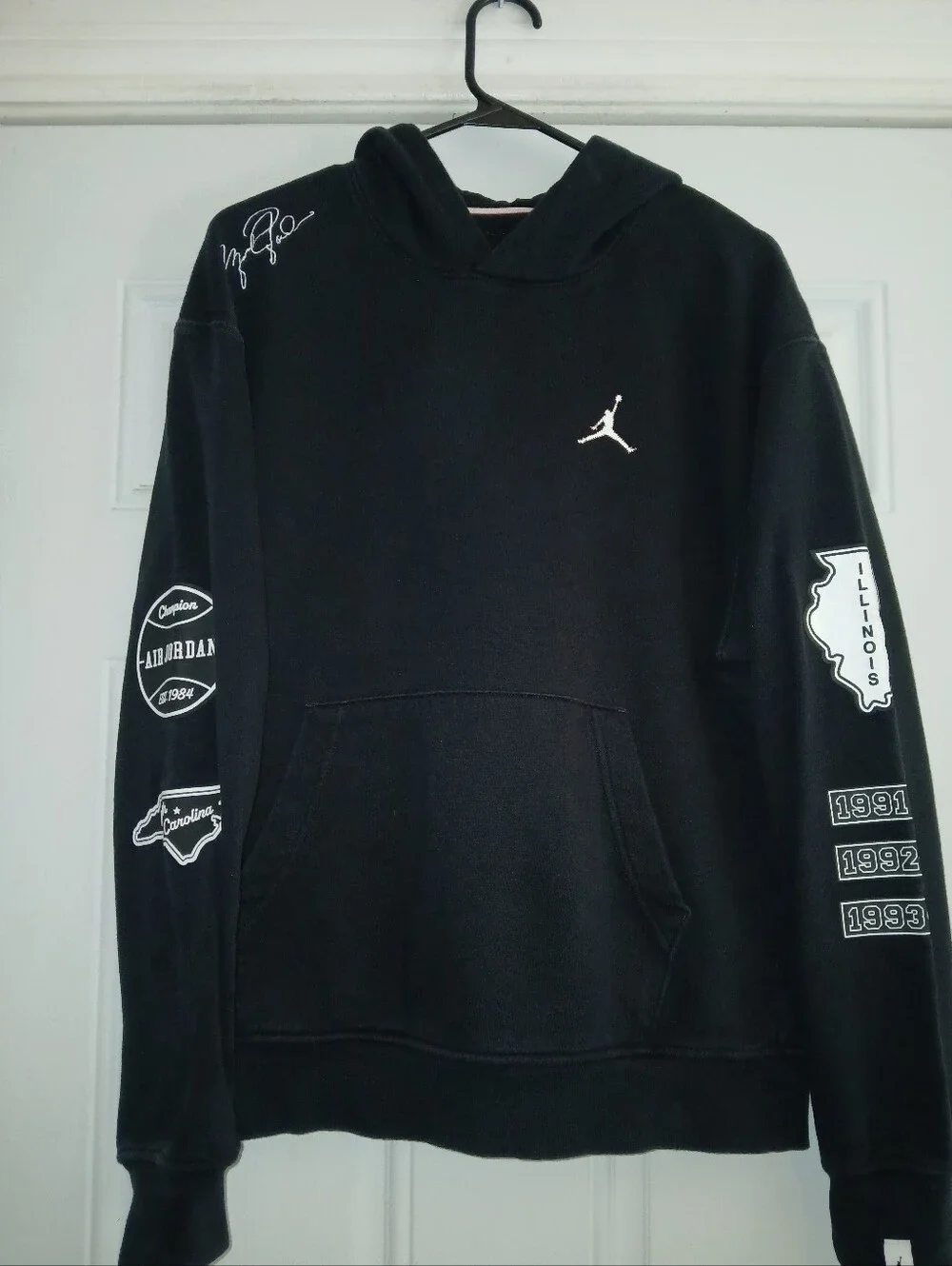 Jordan Essentials Member Hoodie Black  Pullover Mens Medium